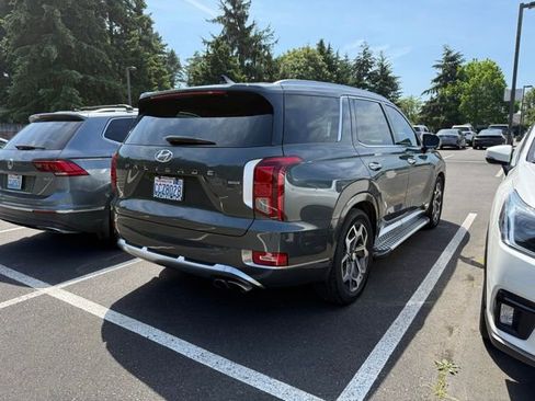 Used 2022 Hyundai Palisade Calligraphy w/ Winter Package AWD/4WD image 3