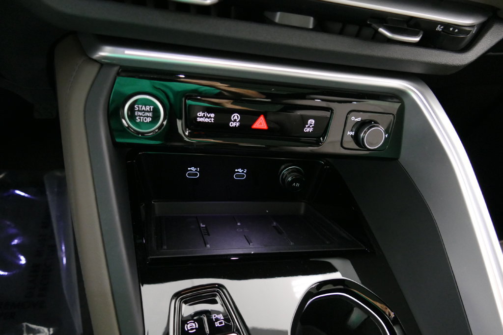 Certified 2025 Audi Q5 Premium AWD/4WD image 19