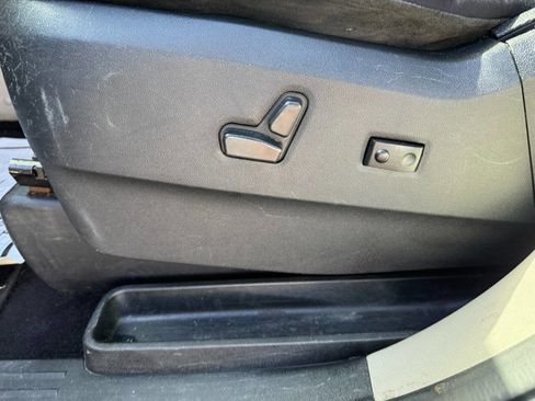 Used 2015 Dodge Grand Caravan SXT w/ Security Group image 17