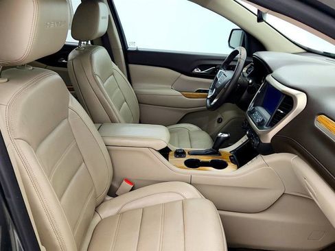 Used 2017 GMC Acadia Denali w/ Technology Package FWD image 23