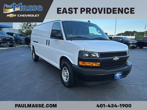 Certified 2022 Chevrolet Express 3500 Extended w/ Driver Convenience Package RWD image 3