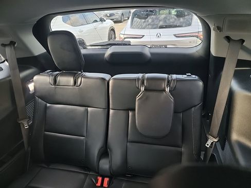 Used 2021 Ford Explorer Limited w/ Equipment Group 301A image 9