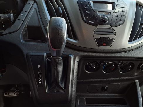 Used 2018 Ford Transit 150 XL image 11
