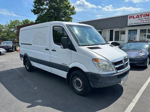 Used 2007 Dodge Sprinter 2500 RWD image 3