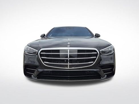 Used 2025 Mercedes-Benz S 580 4MATIC Sedan image 2