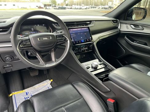 Certified 2023 Jeep Grand Cherokee L Overland w/ Luxury Tech Group IV image 22