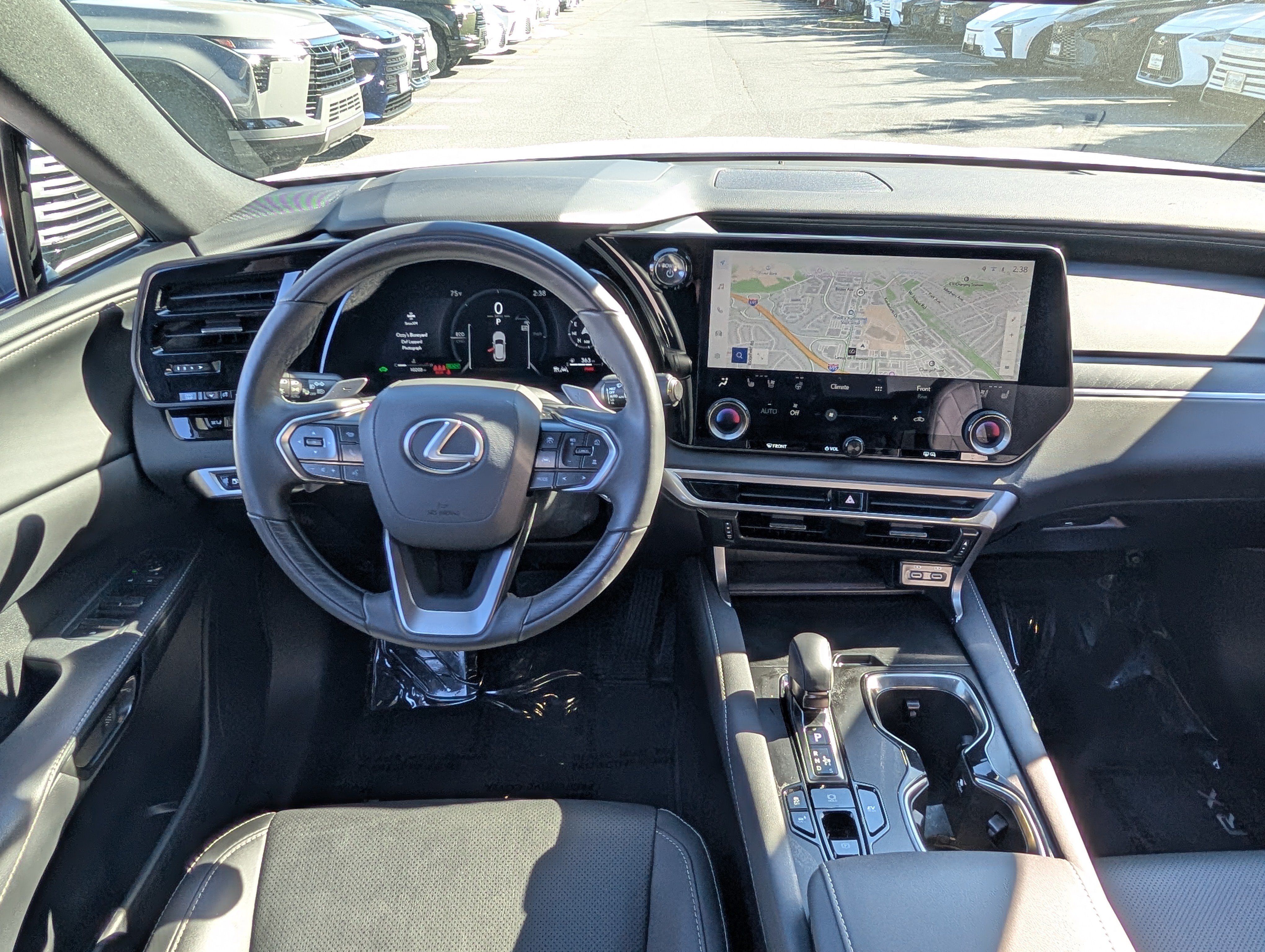 Used 2026 Lexus RX 350h AWD/4WD image 18