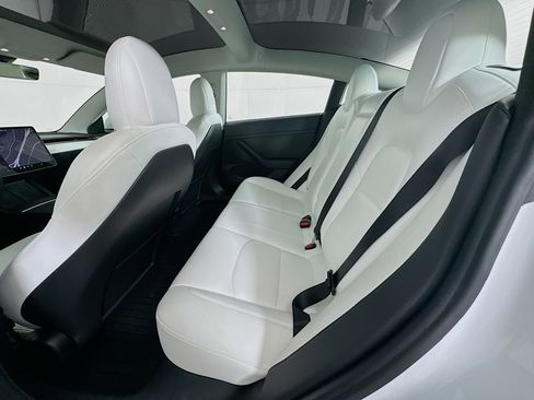 Used 2022 Tesla Model 3 RWD image 27