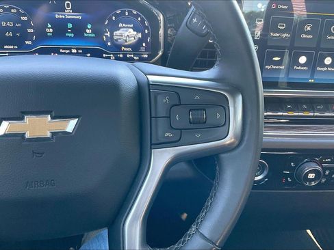 Used 2023 Chevrolet Silverado 1500 LT image 20