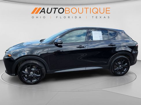 Used 2024 Dodge Hornet R/T Plus w/ R/T Blacktop Package AWD/4WD image 2
