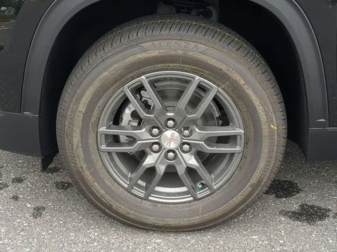 New 2026 GMC Acadia Elevation image 12