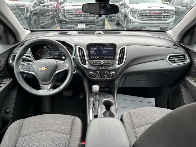 Used 2023 Chevrolet Equinox LT AWD/4WD image 21