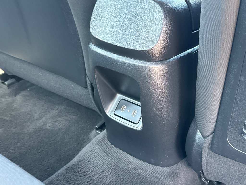 Used 2025 Hyundai Elantra SEL FWD image 15