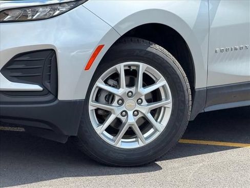 Used 2022 Chevrolet Equinox LS w/ LPO, Floor Liner Package AWD/4WD image 25