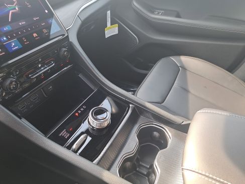 New 2025 Jeep Grand Cherokee L Limited AWD/4WD image 26