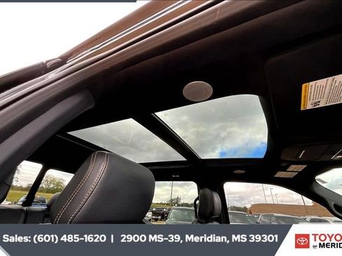 Used 2023 Ford F150 Platinum w/ Equipment Group 701A High image 15