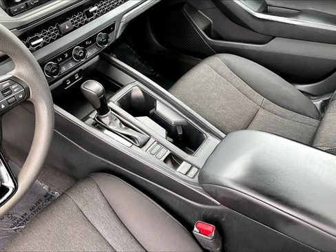Used 2023 Honda Accord EX image 16
