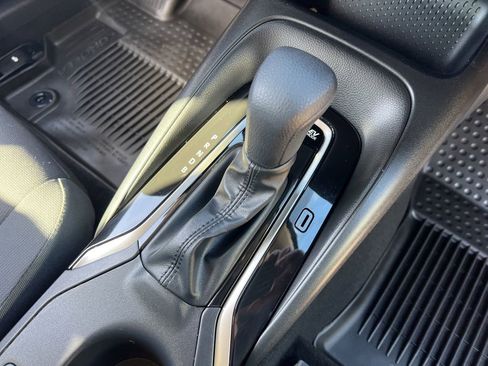 Used 2023 Toyota Corolla LE image 21