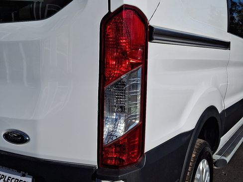 Used 2024 Ford Transit 250 Low Roof w/ Exterior Upgrade Package image 10