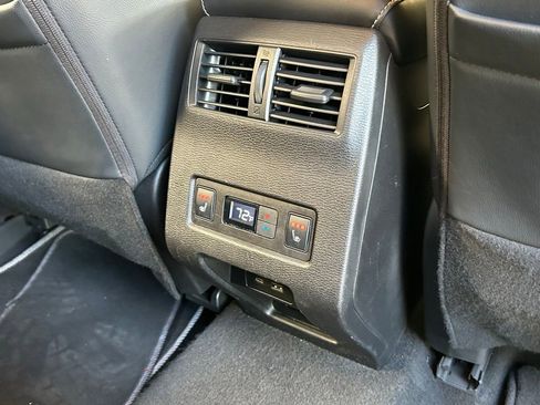 Used 2022 Mitsubishi Outlander SEL FWD image 37