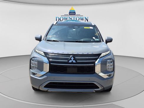 Used 2025 Mitsubishi Outlander SEL FWD image 8