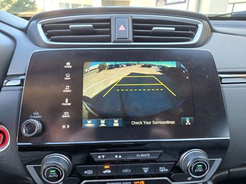 Used 2019 Honda CR-V Touring image 4