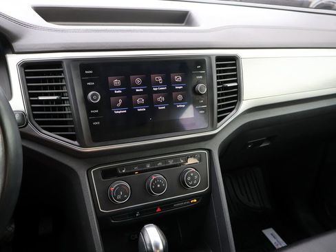 Used 2018 Volkswagen Atlas SE FWD image 30