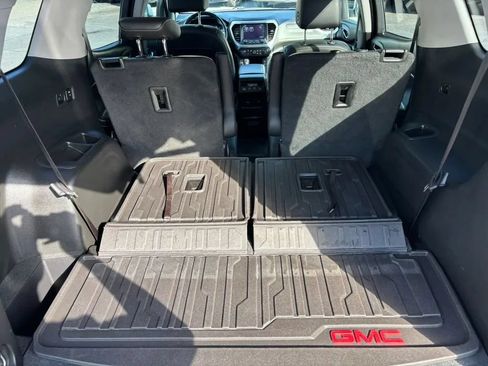 Used 2018 GMC Acadia SLT AWD/4WD image 15