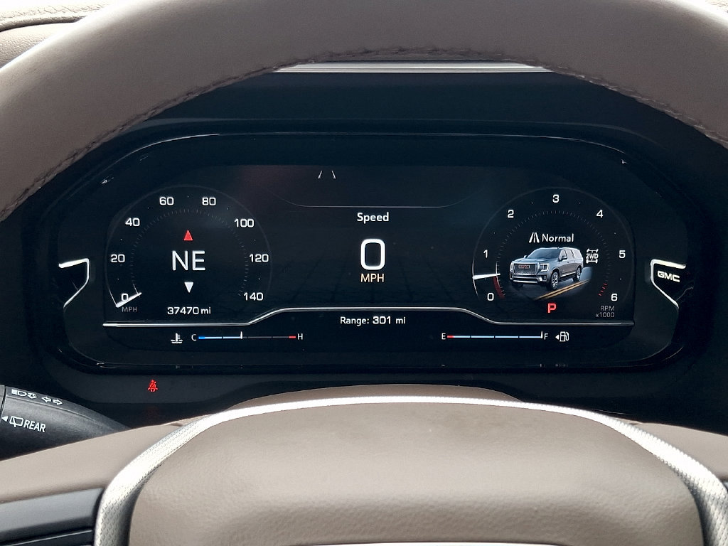 Used 2023 GMC Yukon Denali AWD/4WD image 23