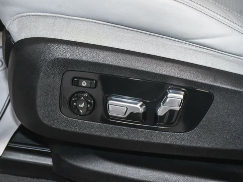 Used 2023 BMW XM AWD/4WD image 53