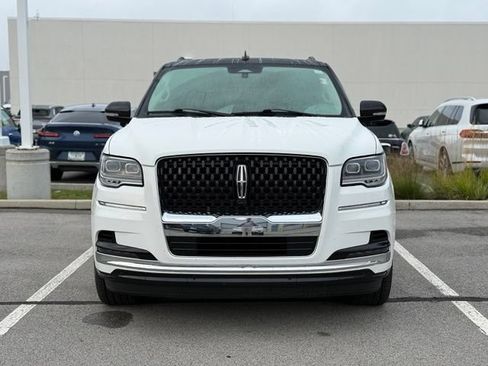 Used 2022 Lincoln Navigator L Black Label AWD/4WD image 2