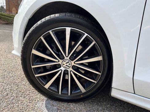 Used 2016 Volkswagen Jetta Sport image 51