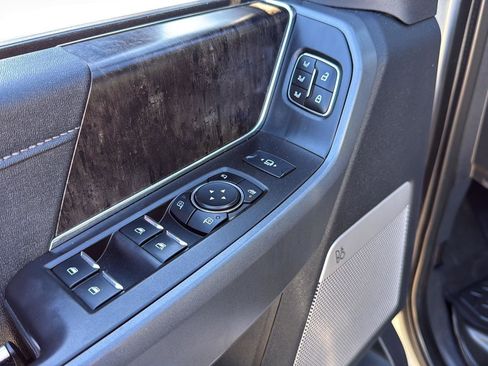 Used 2023 Ford F250 Lariat w/ Tow Technology Package image 15