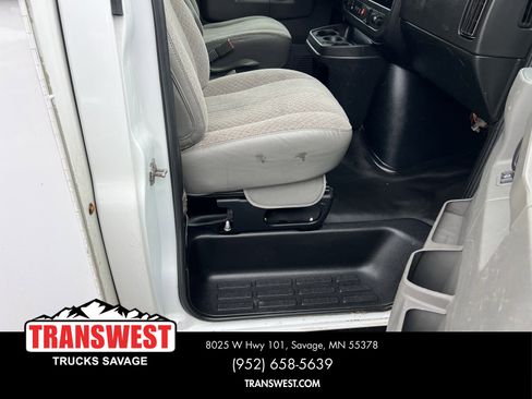 Used 2019 Chevrolet Express 3500 Work Van w/ Power Convenience Package image 4