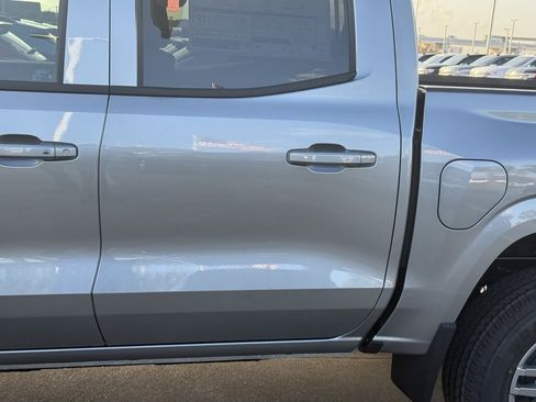 New 2026 Chevrolet Colorado LT image 17