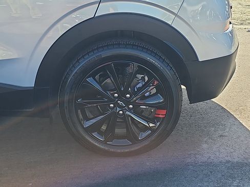 Used 2023 Chevrolet Bolt EUV LT w/ Convenience Package image 36