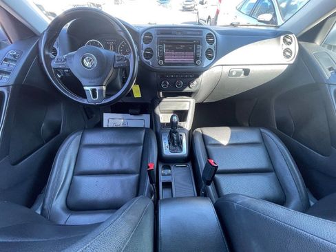 Used 2013 Volkswagen Tiguan SE image 13