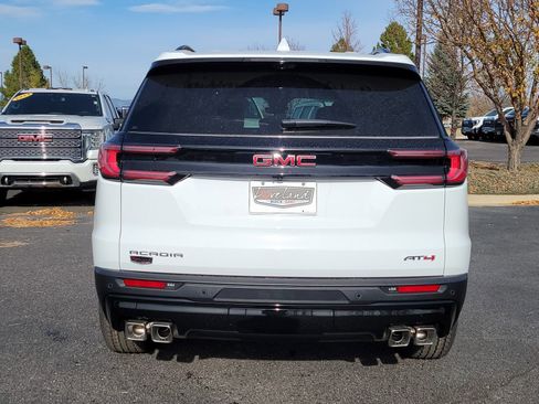 New 2026 GMC Acadia AT4 w/ Luxury Package AWD/4WD image 11