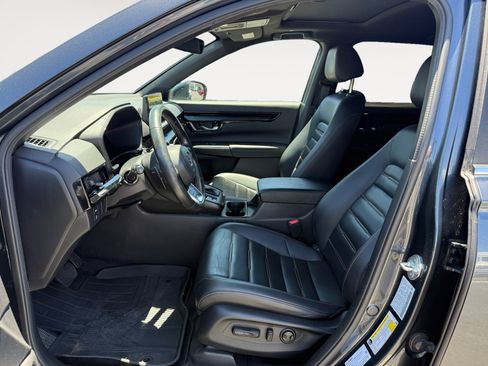 Used 2023 Honda CR-V Sport Touring image 10