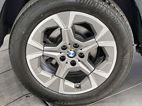 Used 2025 BMW X1 xDrive28i w/ Technology Package image 13