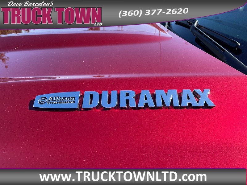Used 2018 Chevrolet Silverado 2500 High Country w/ Duramax Plus Package AWD/4WD image 37