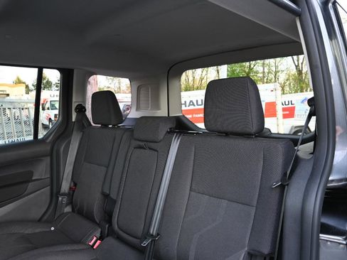 Used 2018 Ford Transit Connect XLT FWD image 17