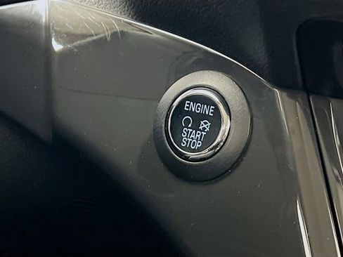 Used 2015 Ford Escape Titanium image 16