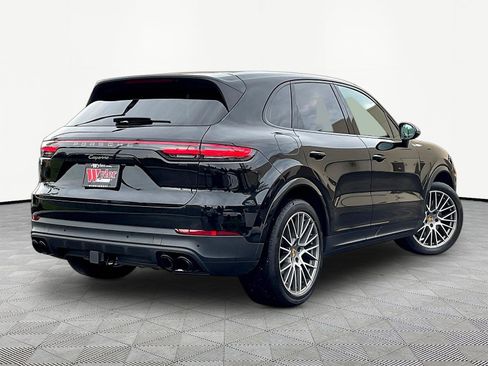 Used 2023 Porsche Cayenne Platinum Edition AWD/4WD image 6