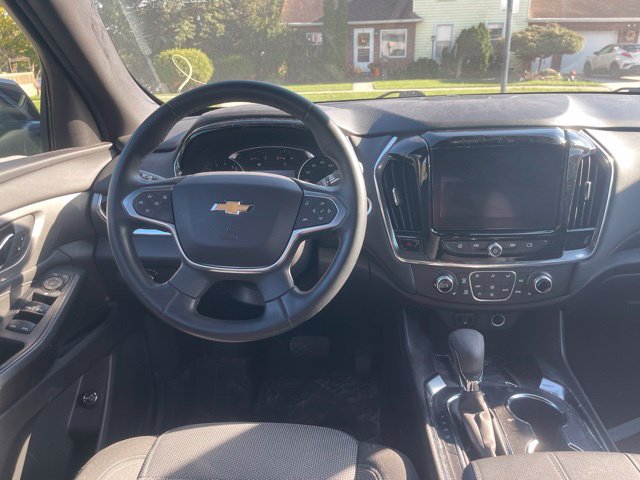 Used 2023 Chevrolet Traverse LT FWD image 8