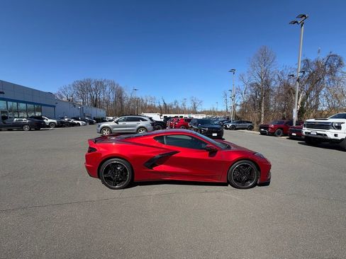 Used 2024 Chevrolet Corvette Stingray Preferred Cpe w/ Z51 Performance Package image 2