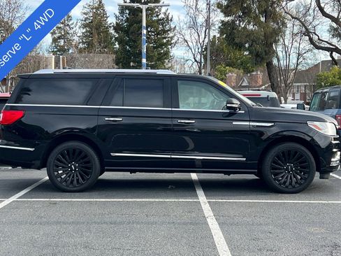 Used 2019 Lincoln Navigator L Reserve image 3