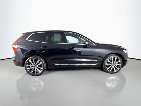 Certified 2023 Volvo XC60 B5 Ultimate w/ Climate Package image 8