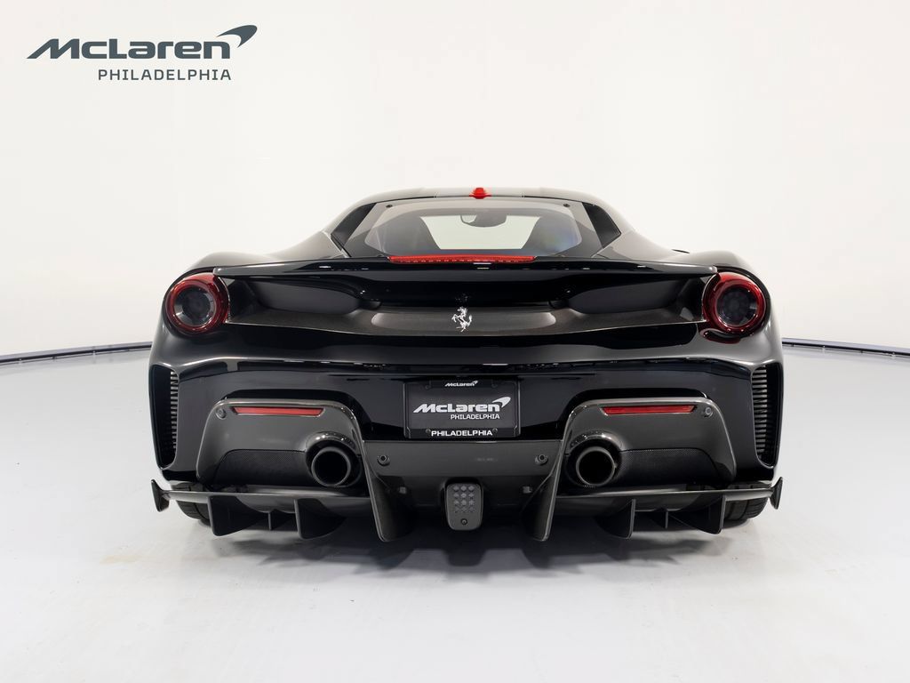 Used 2020 Ferrari 488 Pista Coupe RWD image 4
