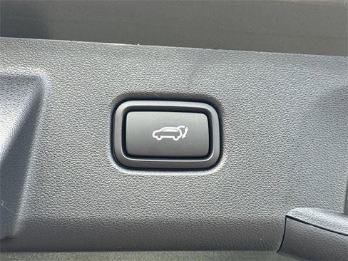 New 2026 Hyundai Tucson Limited image 15